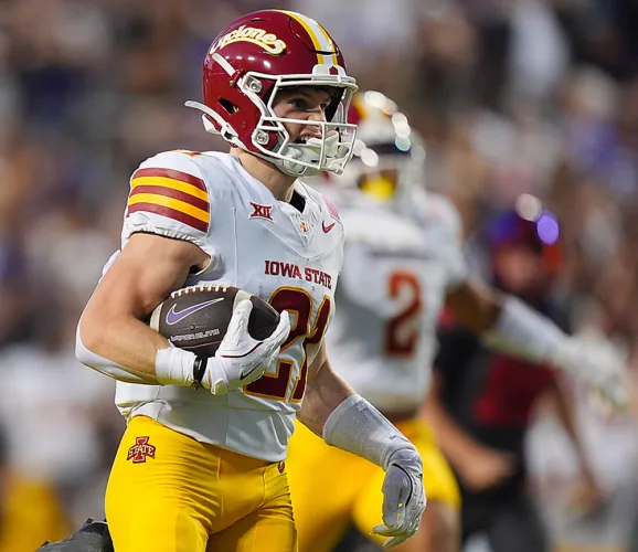 ISU's Flora scores national honors